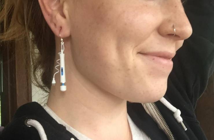 vibrator earrings