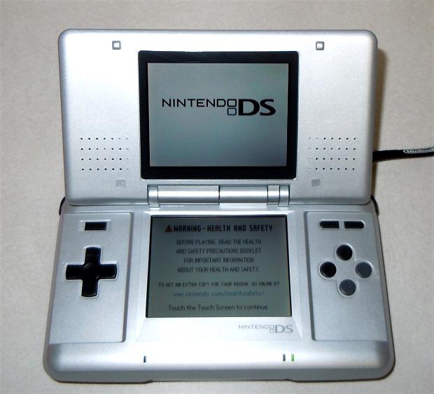 Nintendo Ds A Warming Health And Safety Before Plang Read The Health No Safety Precautions Bootlet For Mportant Formation About Your Health And Safety Touch the Touch Screen to conte Nintenords