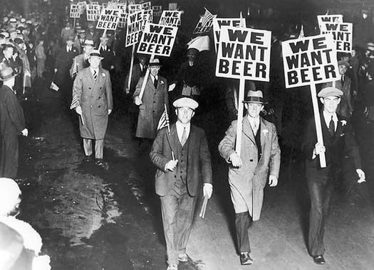 Picketers march to repeal Prohibition, Minneapolis, MN, 1931.