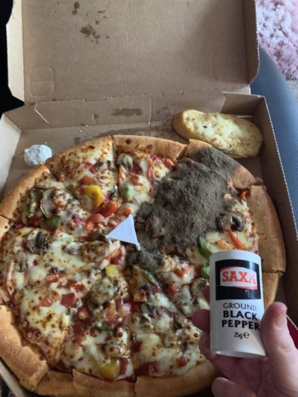 pizza cheese - Sax | Ground Black Pepper zge