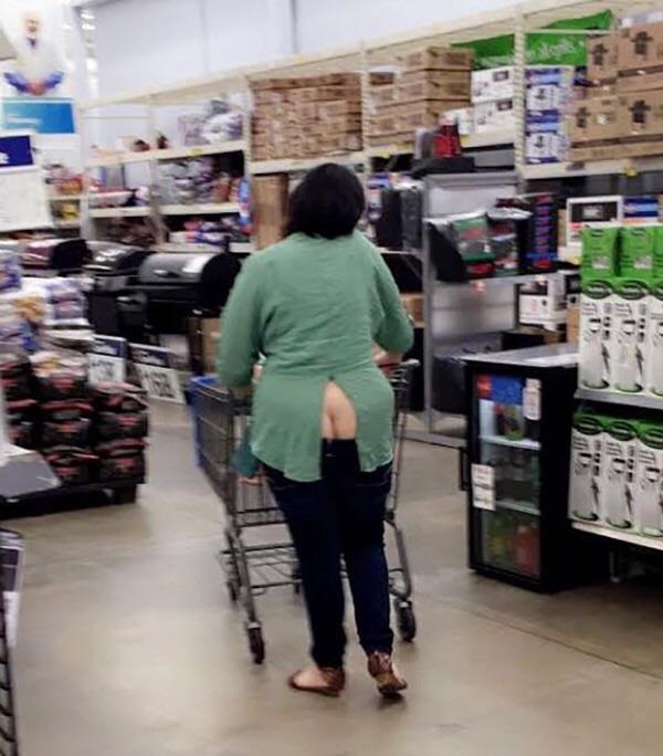 supermarket butt showing