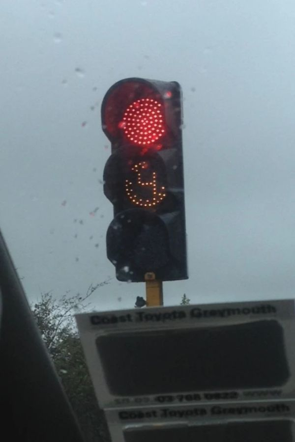 This traffic light that counts down how much longer you have to wait.