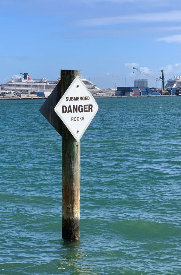 water - Submerged Danger Rocks