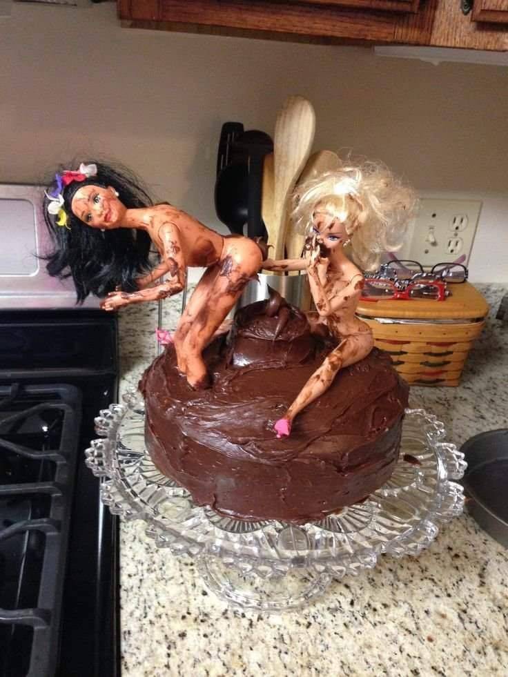 wtf two girls one cake