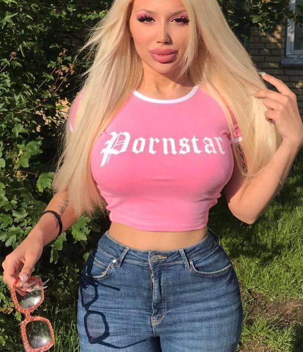 Barbie - Pornstar