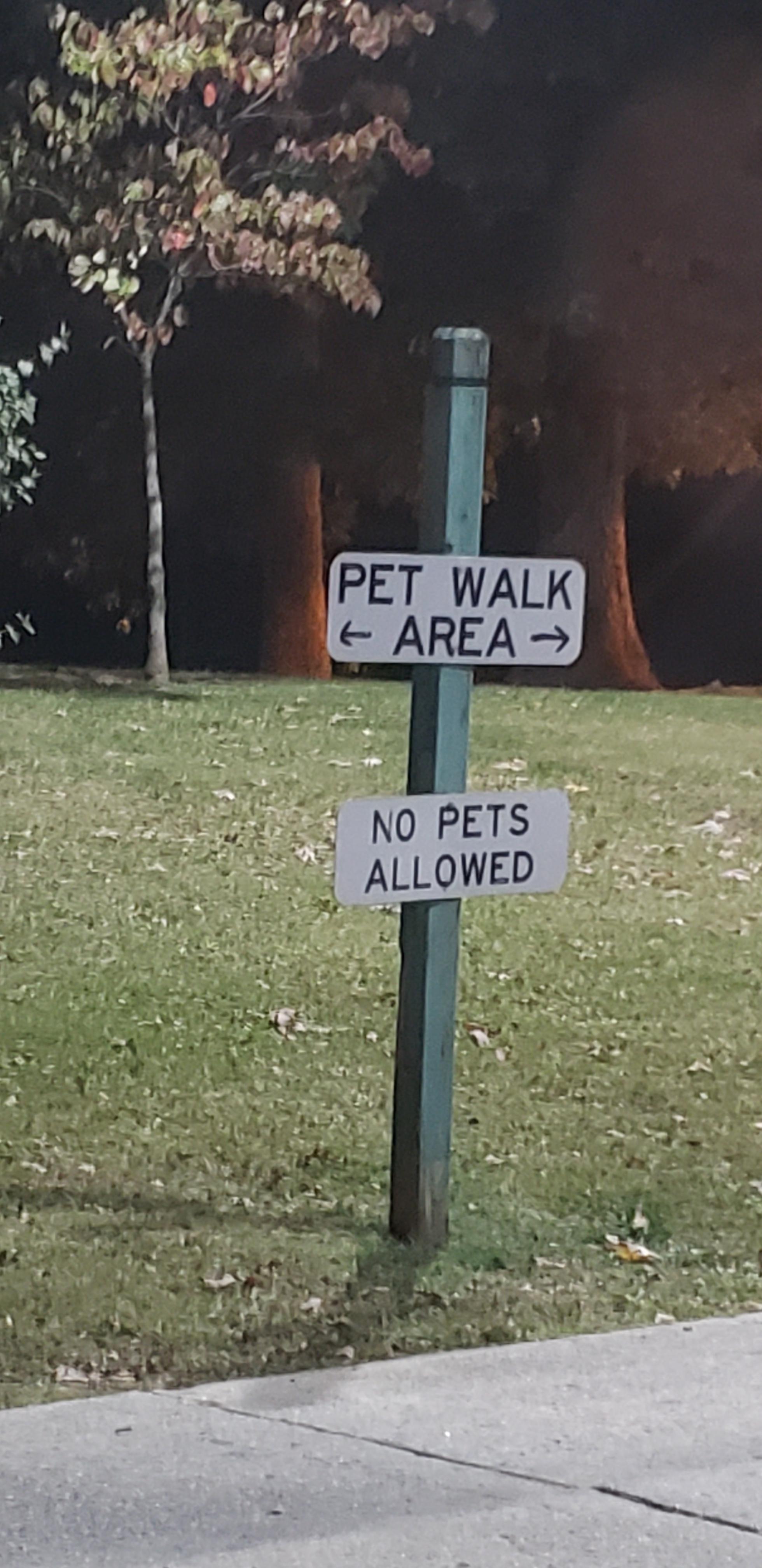 Pet Walk E Area No Pets Allowed