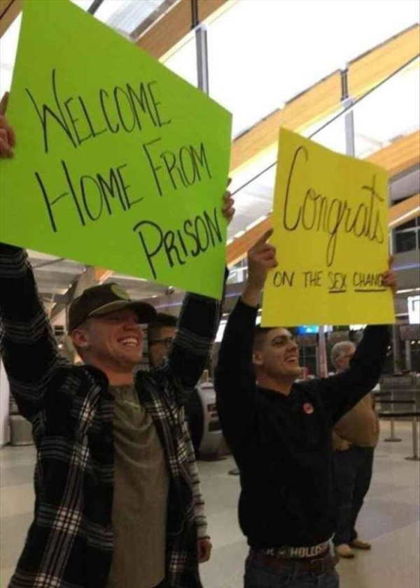 picking me friend up from the airport meme - Welcome Home From Londra a Prison On The Ey Chance Holte