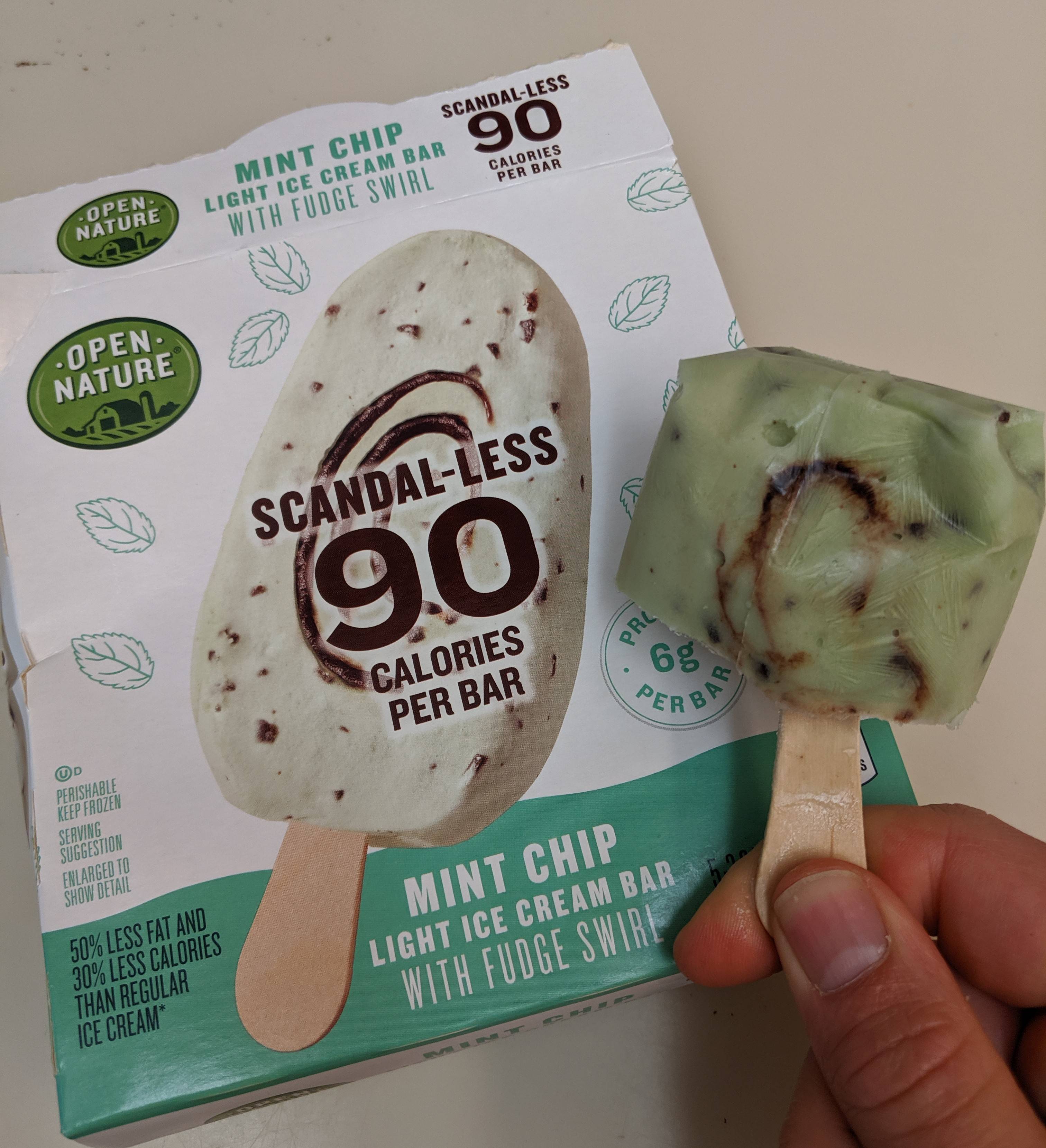 gelato - Salon Mint Chip Scandal Less Light Ice Cream Bar 9 0 With Fudge Swirl Nature Open Nature ScandalLess Calories Per Bar 50S Less Fat And 30% Lens Calores Than Rerilar Ice Cream Mint Chip Light Ice Cream Bar With Fudge Swire