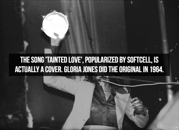 глория джонс - The Song 'Tainted Love', Popularized By Softcell, Is Actually A Cover. Gloria Jones Did The Original In 1964.