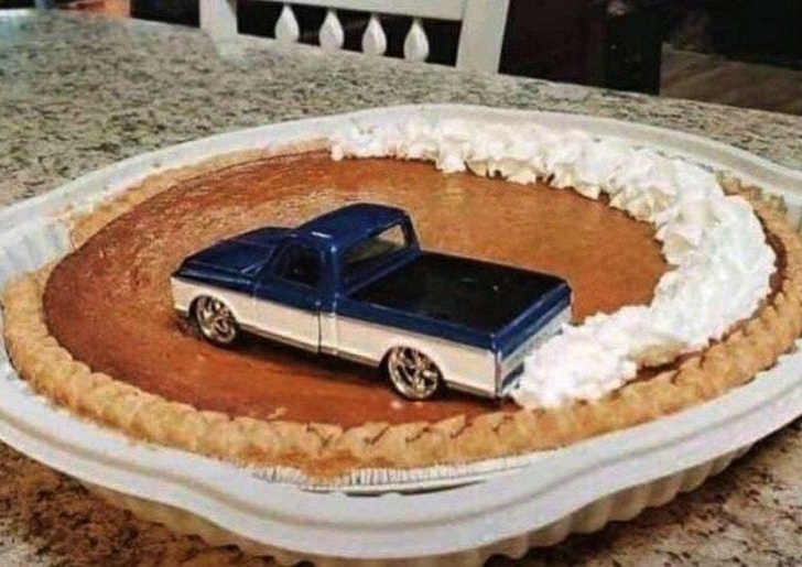 truck drifting cake