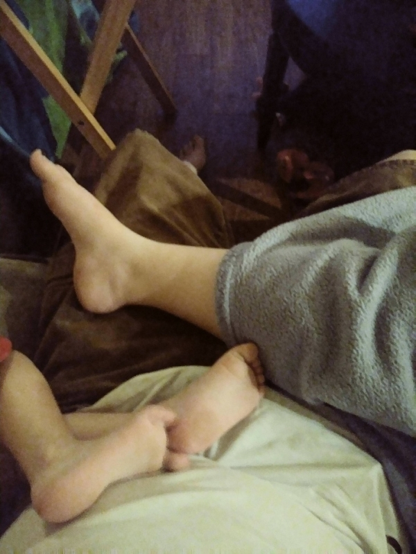 t me feetonme boyfeet