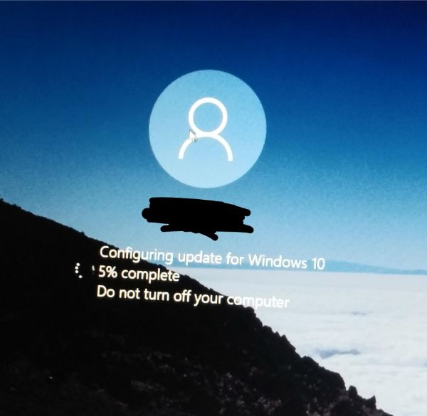 Essay - Configuring update for Windows 10 5% complete Do not turn off your computer