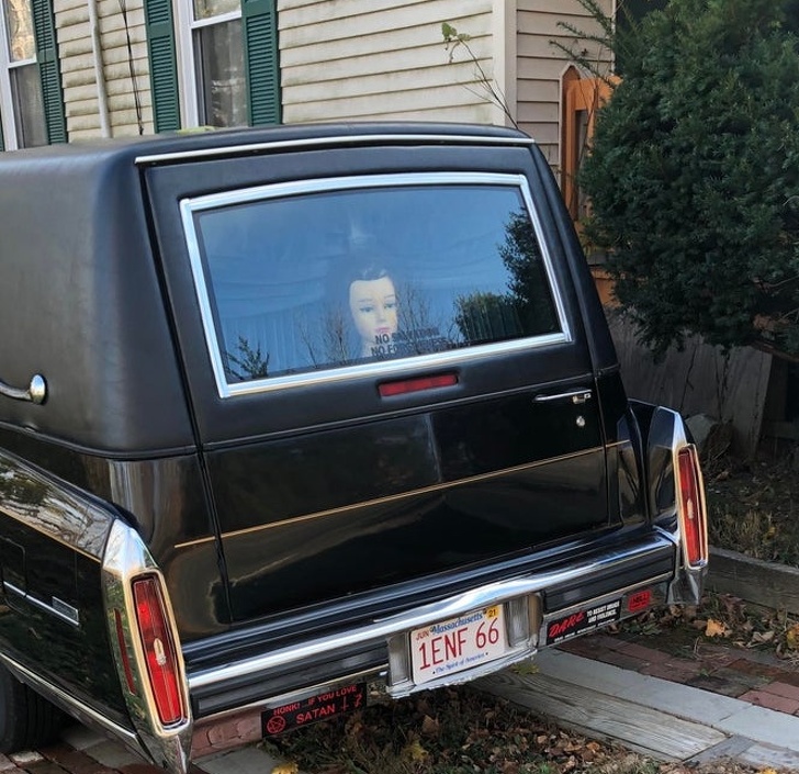 21 Optical Illusions That Freaked People Out.