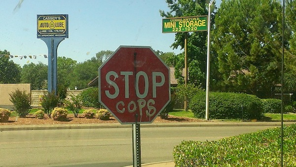 stop sign - Autotube Mii, Storage Stople Cops.