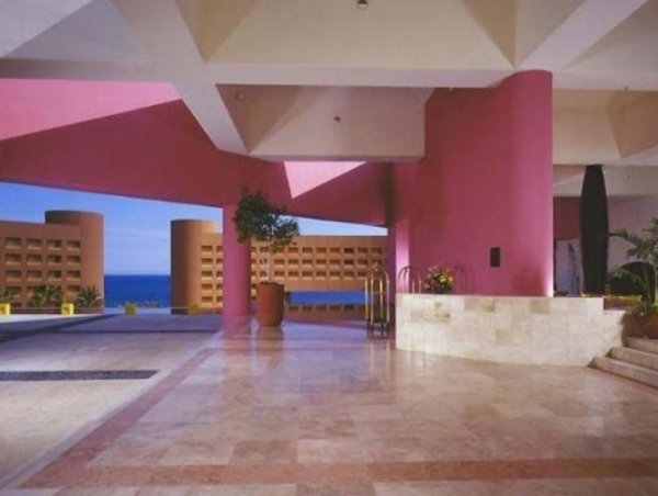 80s nostalgia - 1980s hotel lobby
