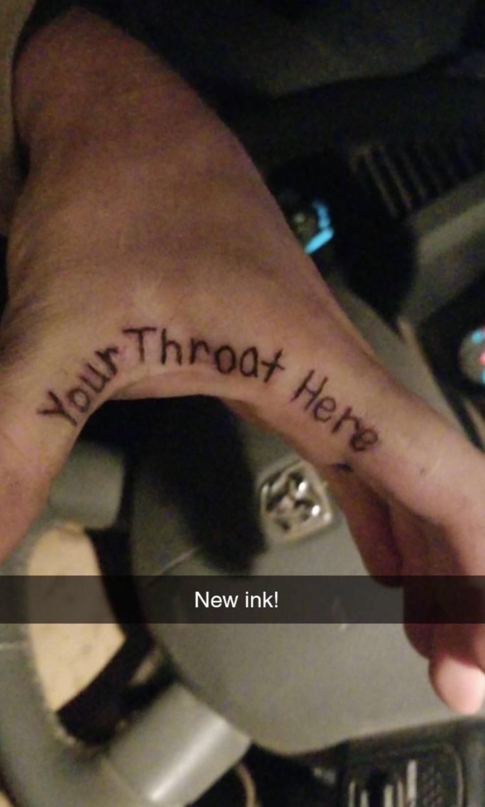 nail - Throat H at Here New ink!