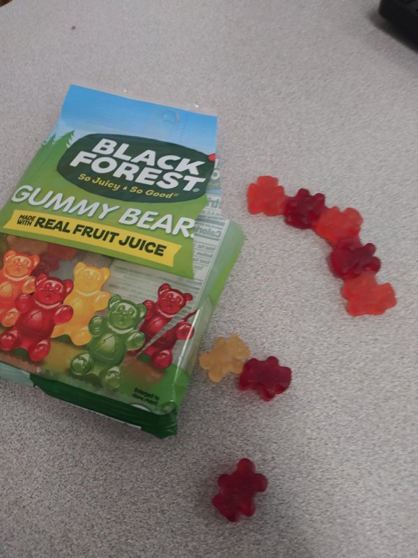 “5 gummies stuck together in a perfect pattern. Should I eat it?”
