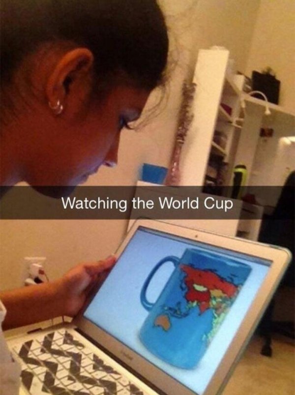 puns funny snapchat - Watching the World Cup