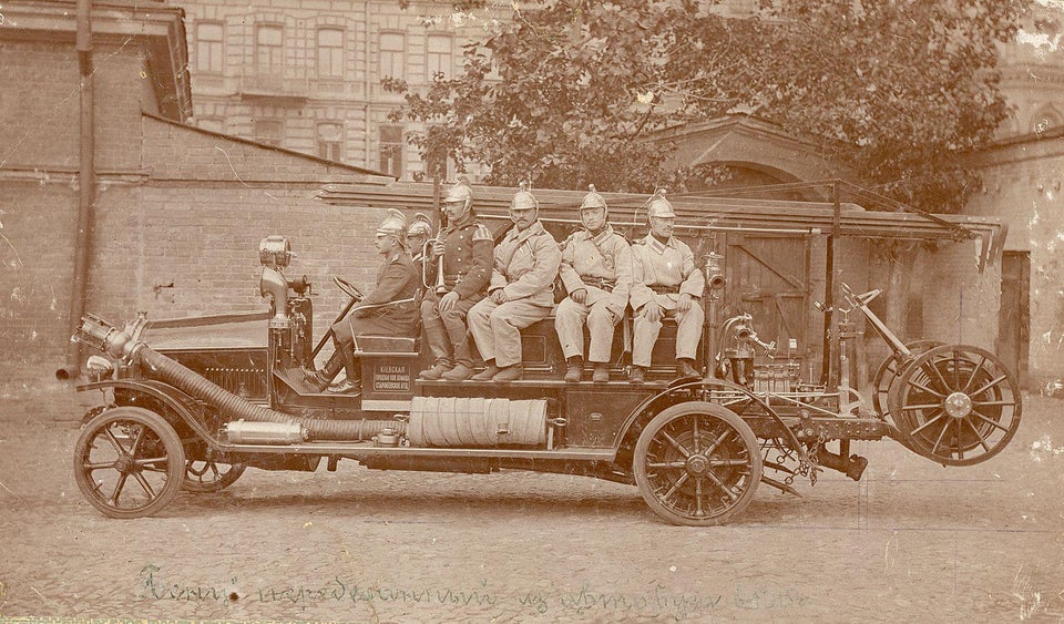 First fire truck in Kyiv. 1913.
