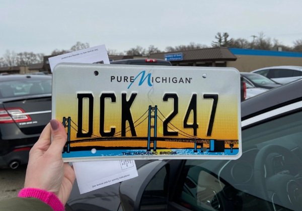 lynsey mukomel license plate - Pure Michigan Dck247 The Mackinac Bridge