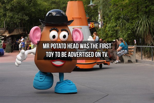 mr potato head running - Mr Potato Head Was The First Toy To Be Advertised On Tv.