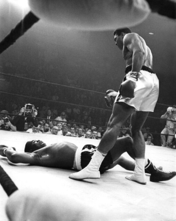 alternate angles of iconic images - Muhammad Ali