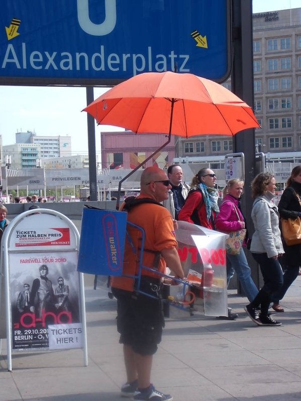 umbrella - Alexanderplatz Te Privilegien Forlle Das Tickets Zum Halben Preis walker Farewell Tour 2010 Fr. 29.10.201 Tickets Berlin O Hier!