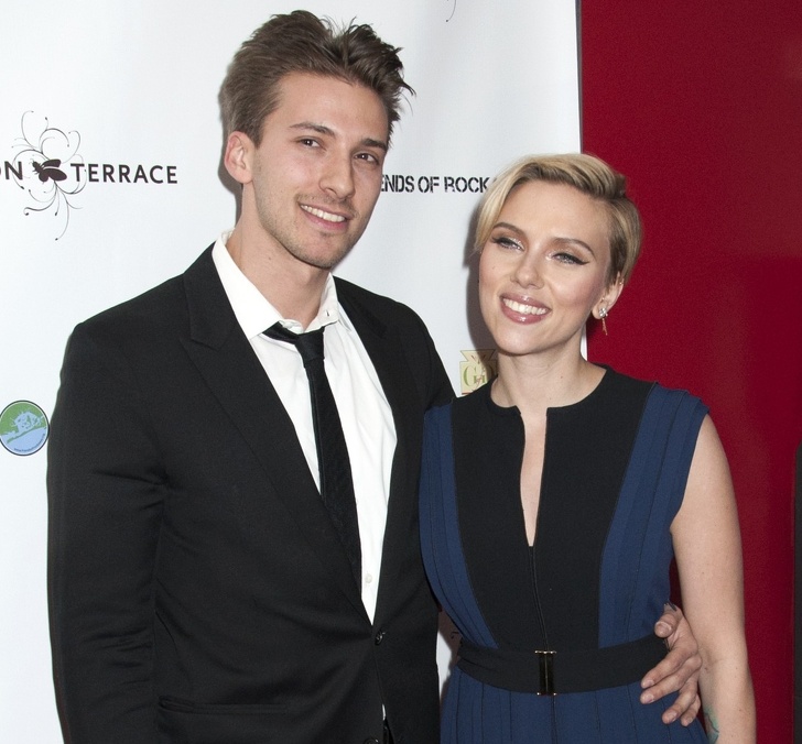 Scarlett Johansson and her brother Hunter