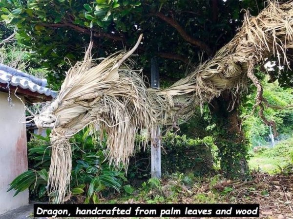 japanese dragon - Dragon, handcrafted from palm leaves and wood
