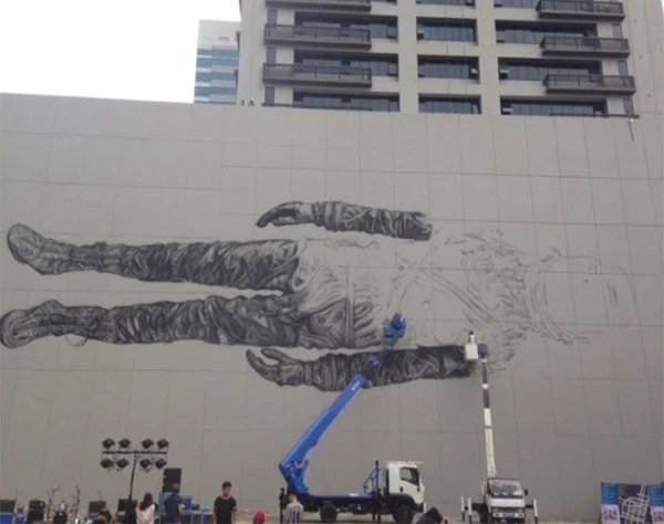 How massive street art is made
