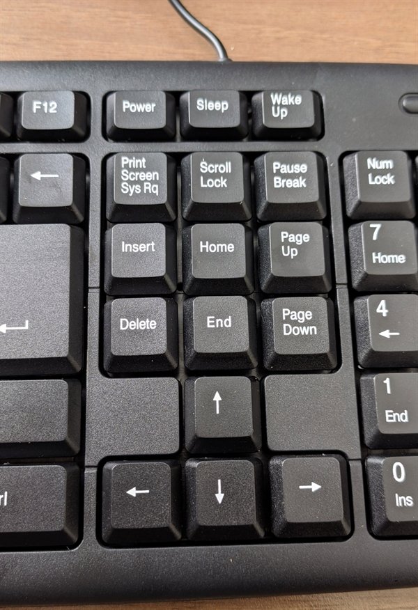 computer keyboard - Wake F12 Power Sleep Up Print Screen Sys Rq Scroll Lock Pause Break Num Lock Page Insert Home Up Home Page Delete End Down End