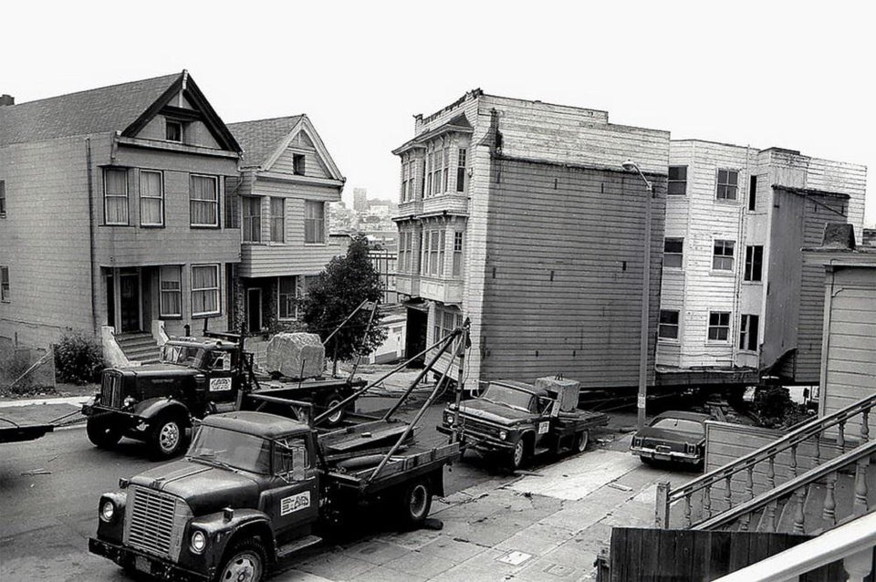 Victorian Houses moving in San Francisco, 1973