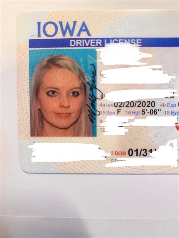 Iowa Driver License 4alss 02202020 46 Exp D15Sex F 16Hgt 5'06" 18 Eye 3 Dob 0131