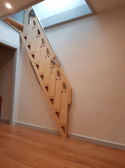 escadas sotão