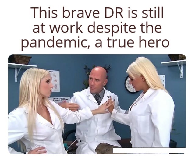 shoulder - This brave Dr is still at work despite the pandemic, a true hero