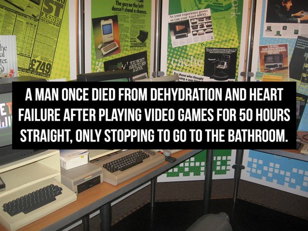 software - The guy on the le doesn'stand dance a Penger A Man Once Died From Dehydration And Heart Failure After Playing Video Games For 50 Hours Straight, Only Stopping To Go To The Bathroom. al