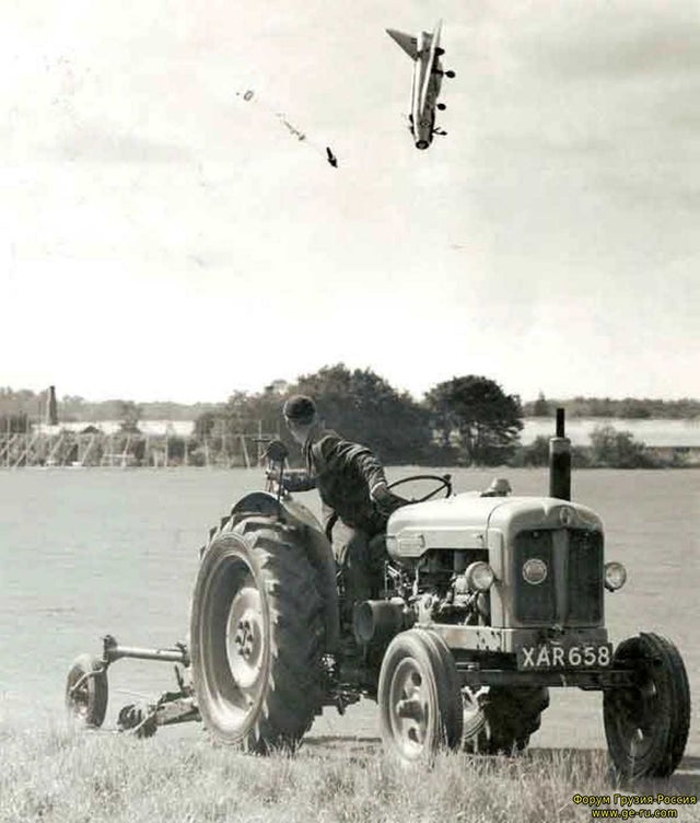 Test Pilot George Aird flying an English Electric Lightning F1 ejected from his plane at only about 100 feet, 1962.