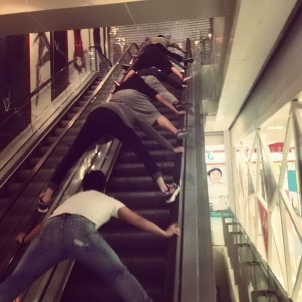 chinese escalator