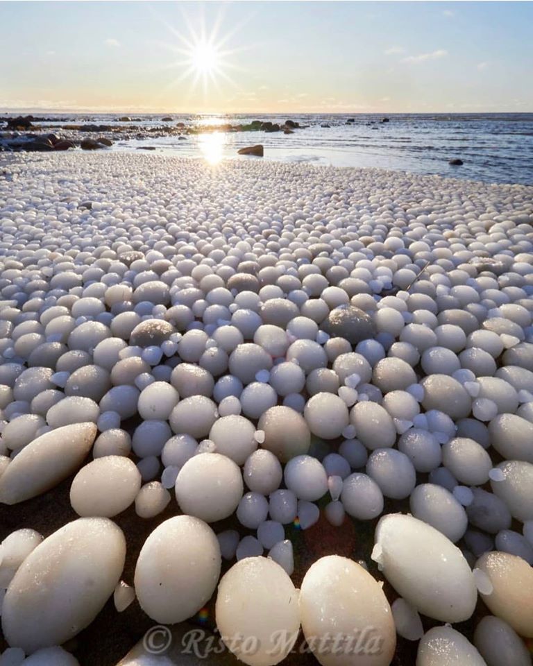 ice eggs finland beach