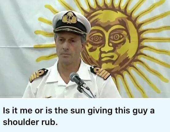 am i high or is the sun giving this guy a shoulder rub - Is it me or is the sun giving this guy a shoulder rub.