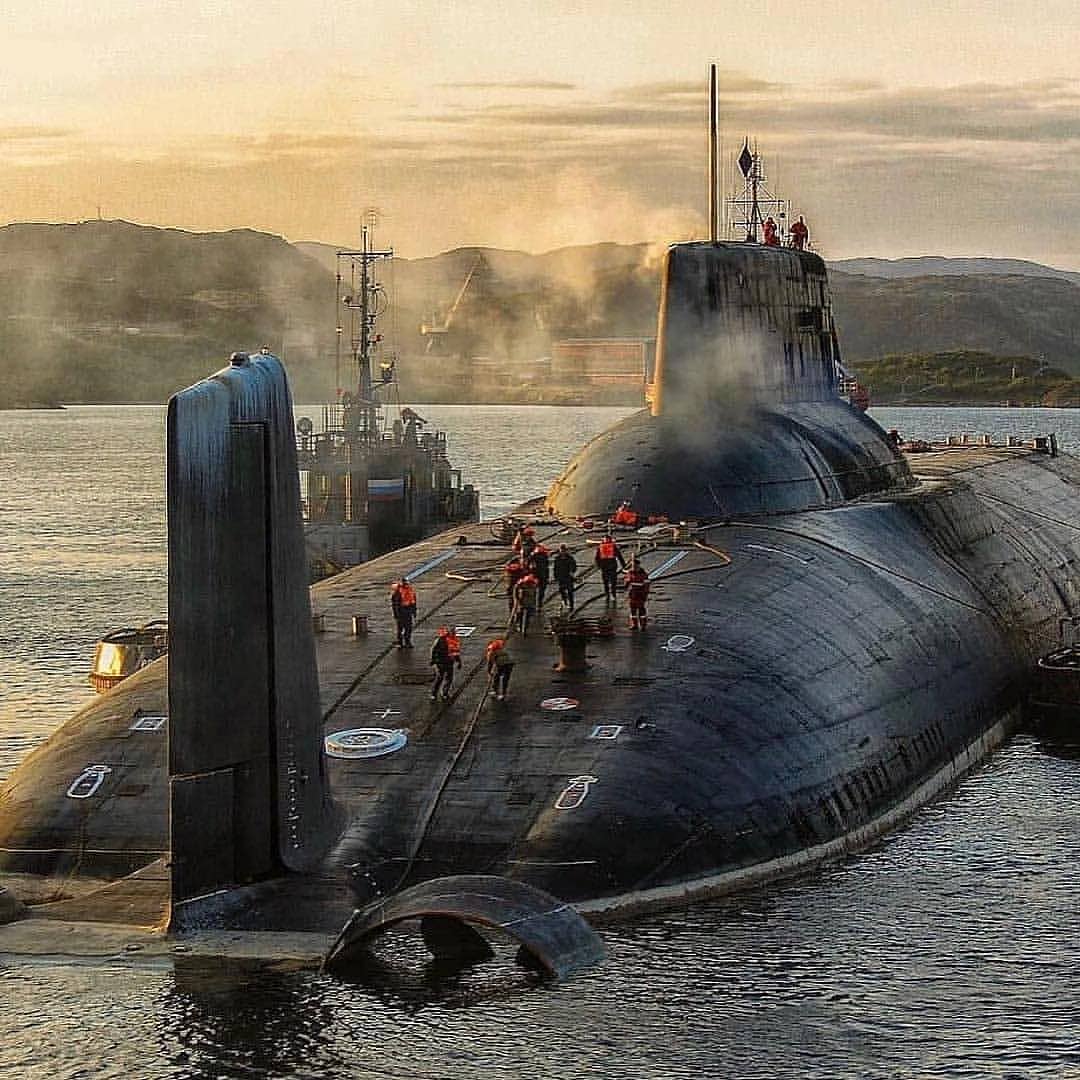 big submarine - Sch