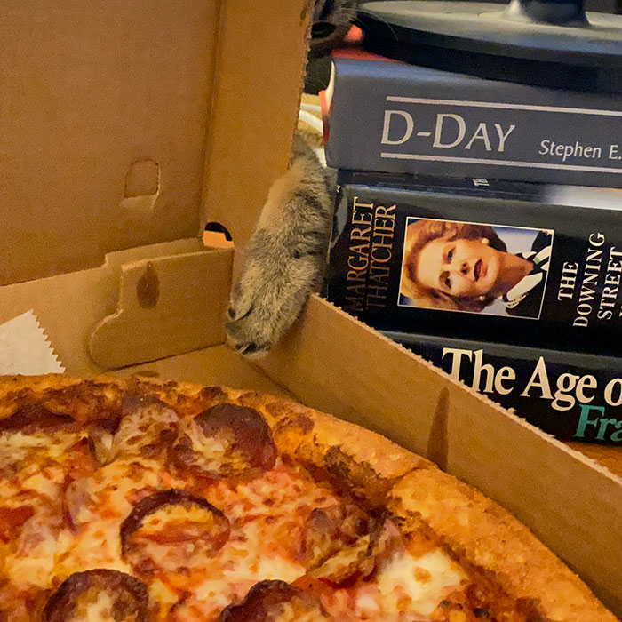 pizza - DDay Stephen E. Margaret Thatcher The Downing Street The Age