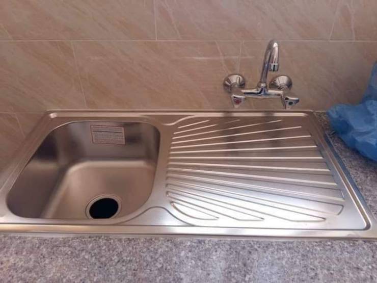 21 People Who Had One Job and Failed.