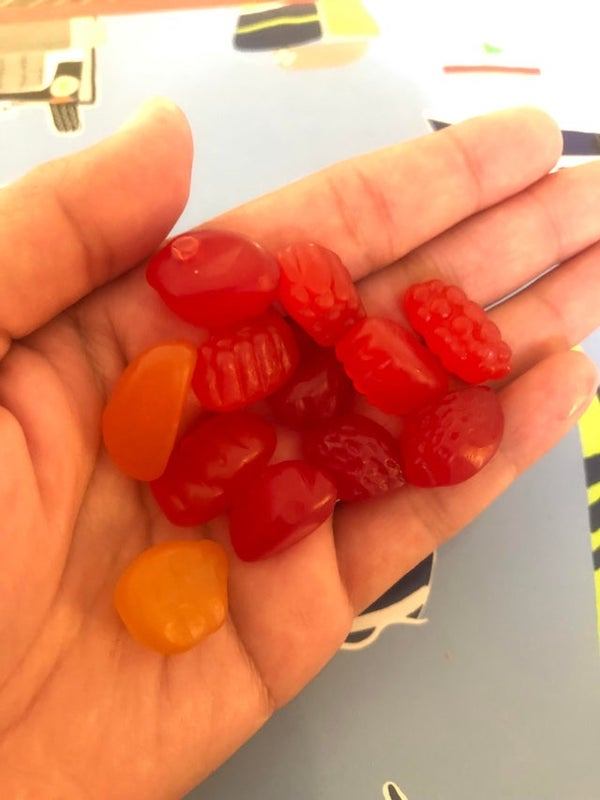 Lucked out with this pack of fruit snacks.