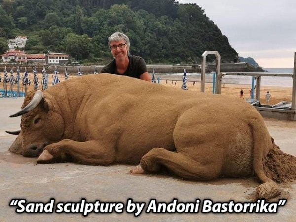 sand sculpture by andoni bastorrika - Sand sculpture by Andoni Bastorrika"