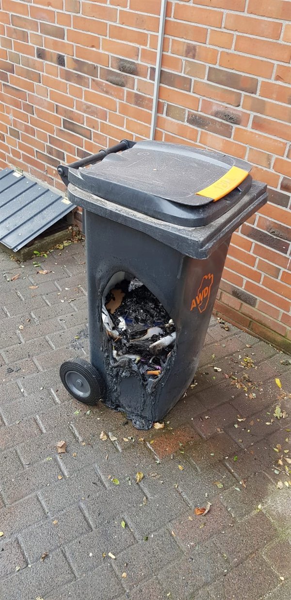 hot trash can - Avd