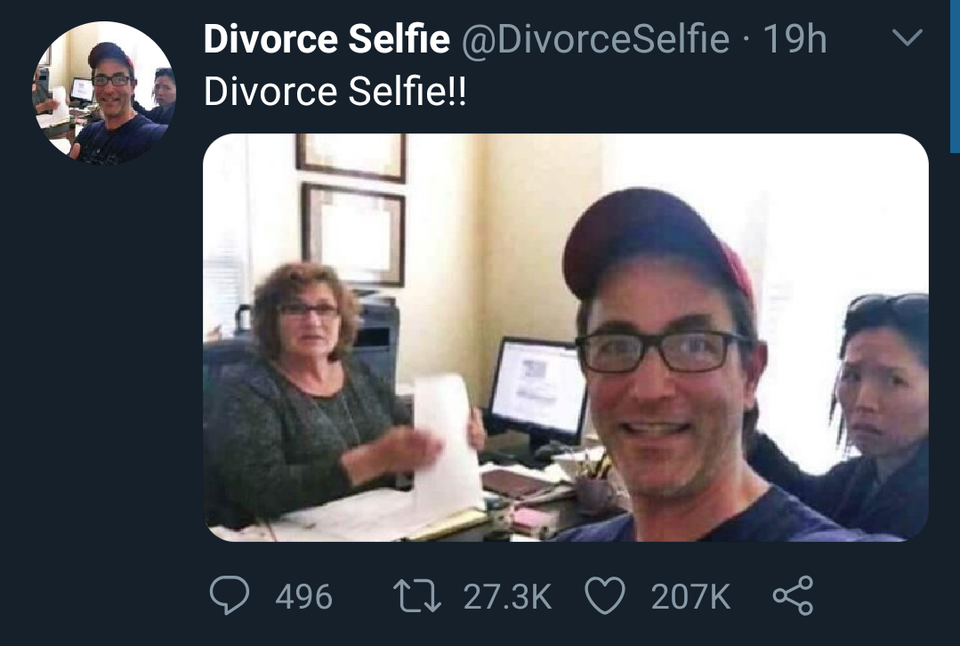 divorce funny meme - Divorce Selfie 19h Divorce Selfie!! 9 496 17 O