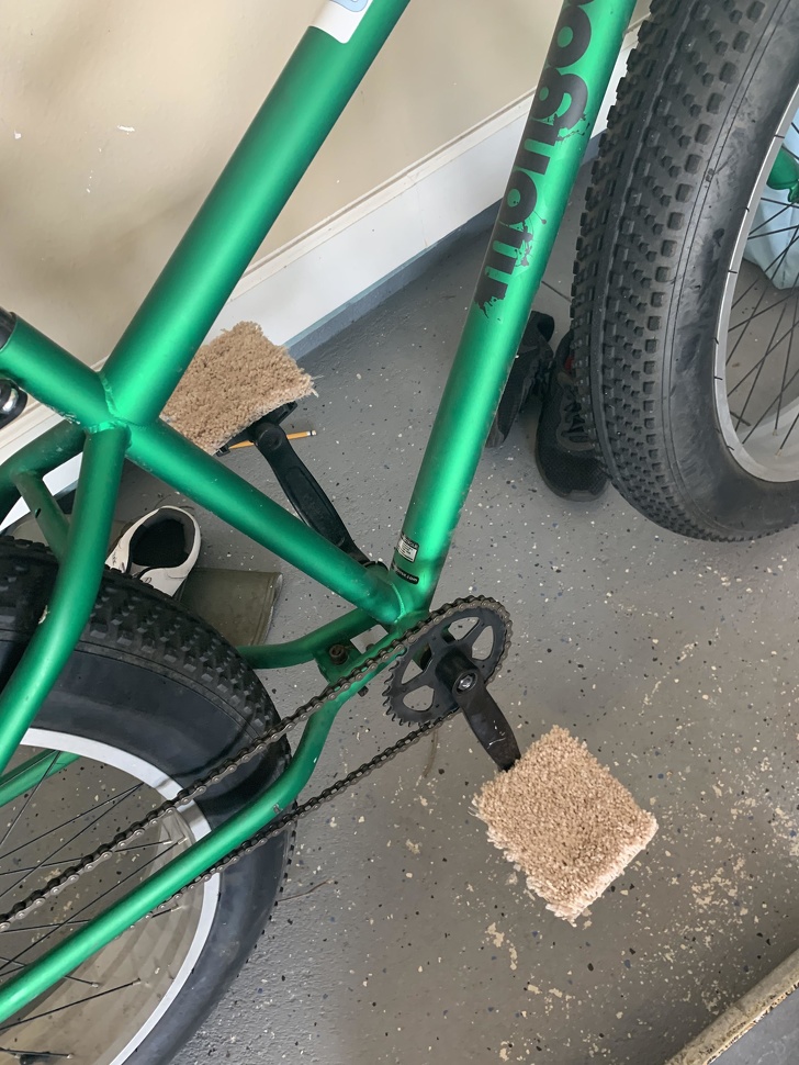bike with carpet pedals so it can be ridden barefoot