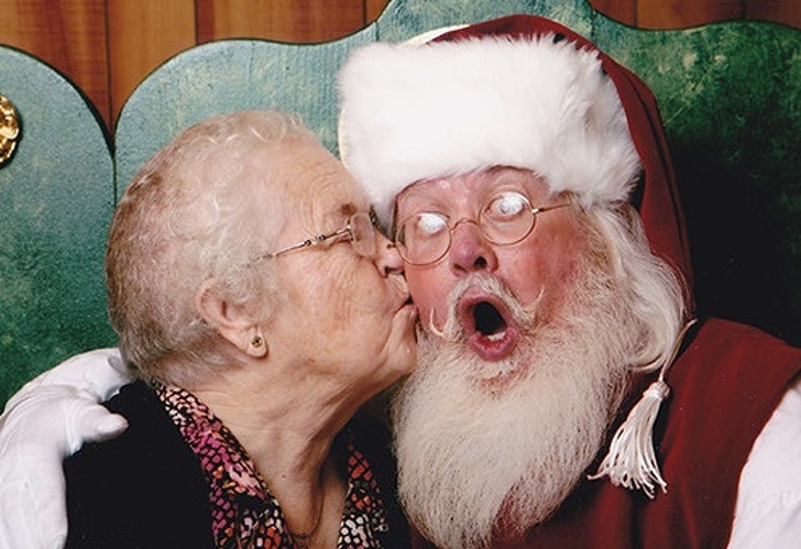“My 92-year-old grandma said she’d never gone to see Santa. Change of plans this Christmas!”
