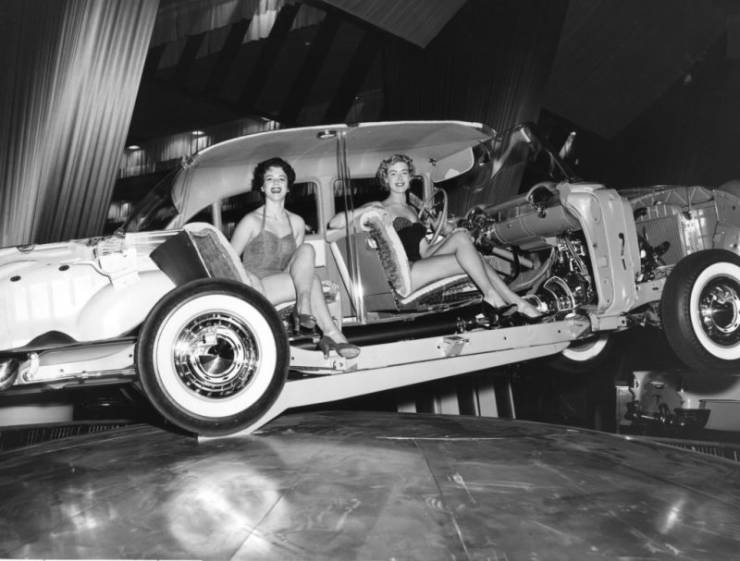 The 1955 L.A. Auto Show featured a cutaway of a Chevy Bel Air.